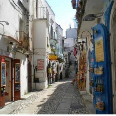 ויאסטה B&B Tra Le Vie Del Borgo מראה חיצוני תמונה