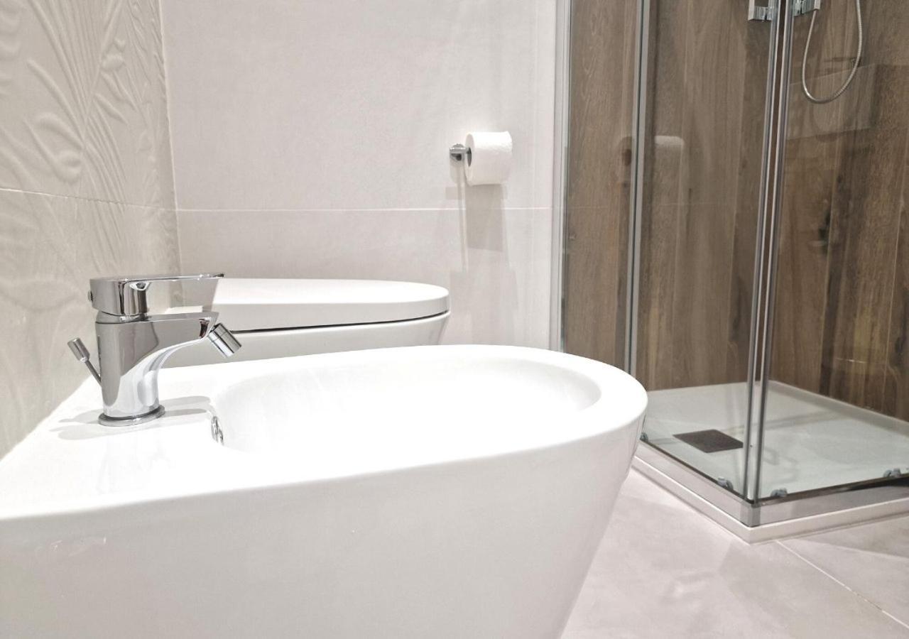 ויאסטה B&B Tra Le Vie Del Borgo מראה חיצוני תמונה